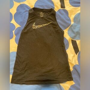 Nike workout tank